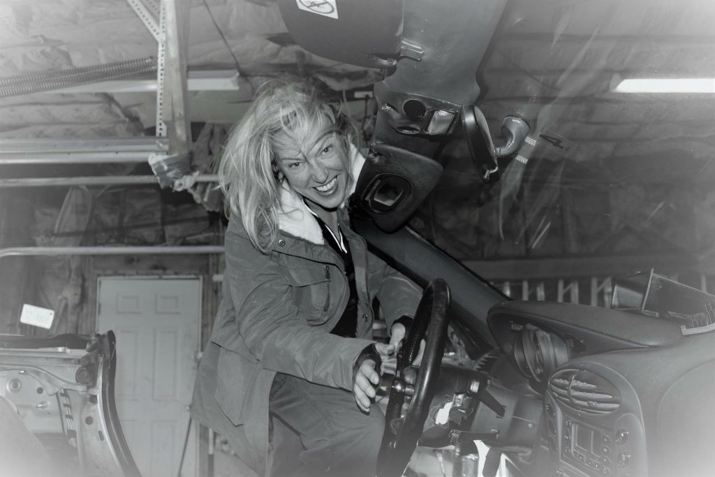 Elizabeth Jolly  Mechanic